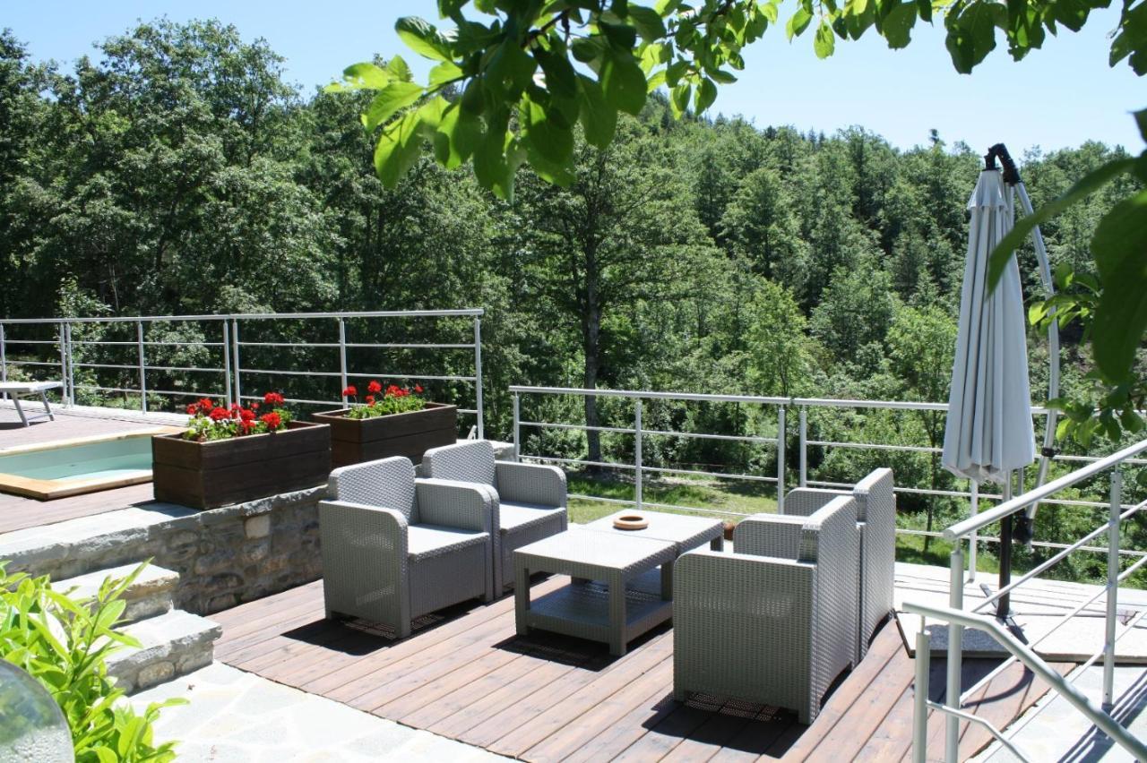קיוזי דלה ורנה Agriturismo Vezzano מראה חיצוני תמונה